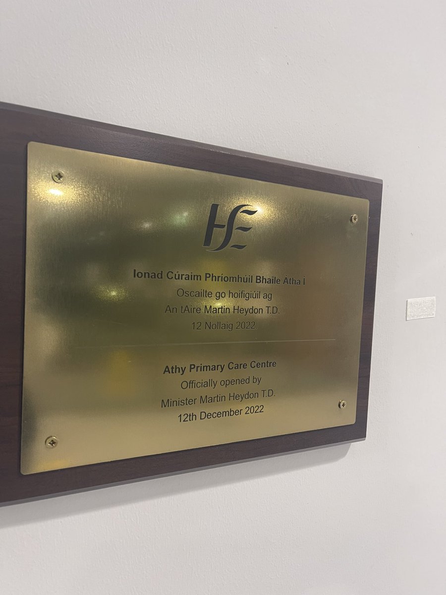 HSECHO7's tweet photo. It was our pleasure to welcome Minister of State @martinheydonfg and @AgeFriendlyIrl to join #DSKWW staff as we formally opened the #Athy #PrimaryCare Centre - Athy PCC will serve the #Slantecare based needs of the greater Athy area @HSELive https://t.co/5nLCBcW7aA
