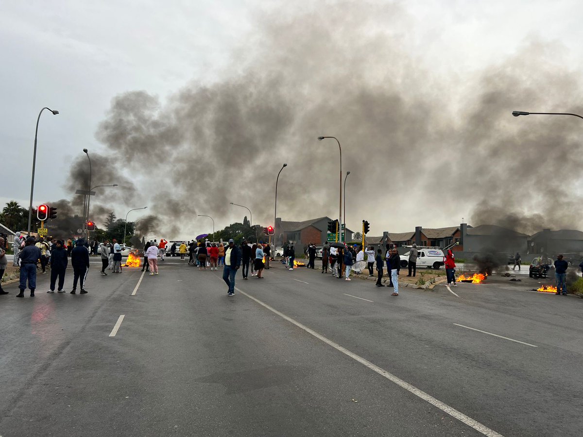 DENZ on Twitter "Kempton Park Residents Strike today P91, because of