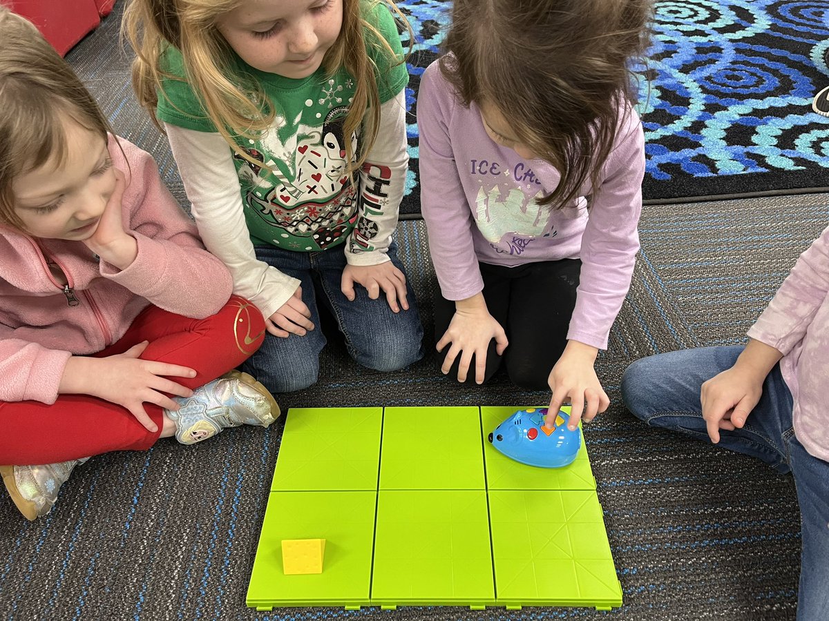 mrs_rubeck's tweet image. Fun exploring the #CodeandGoMouse in PreK today. @BOEwarriors @WCPS_LMS