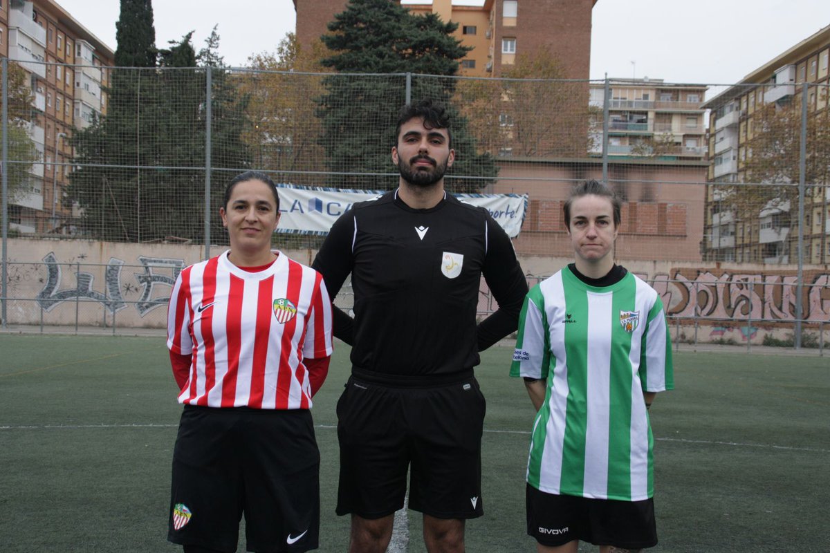 ATPoblenouFEM's tweet photo. Una vez más volvemos a tropezar, tras un duro esfuerzo y un gran trabajo no conseguimos el objetivo.

Seguiremos trabajando y esforzándonos hasta el final para conseguir nuestra victoria.

#sompoblenoufemení 
#somatlèticpoblenou♥️🤍♥️🤍 https://t.co/lce6bTDuUq