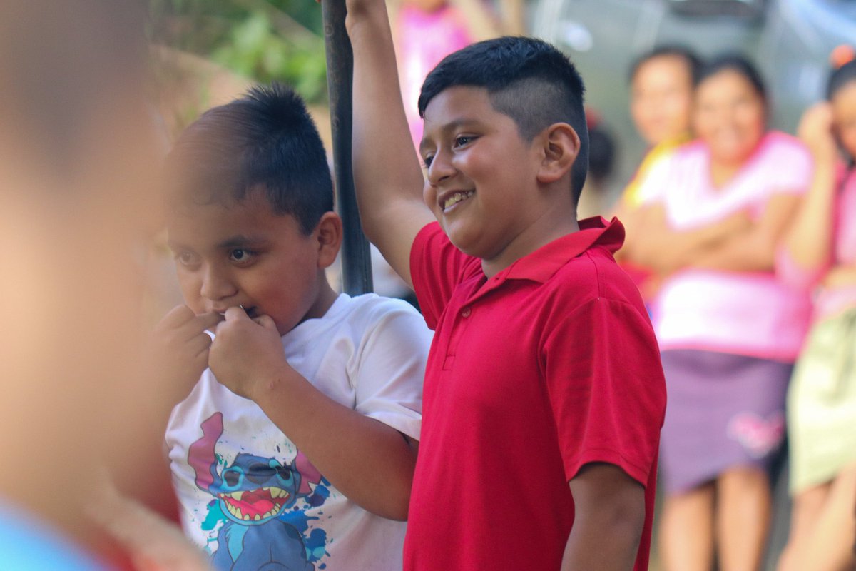 sam_rivas7's tweet photo. Juguetes, piñatas, sorbetes y mucha diversión para alegrar la vida de quienes más disfrutan de esta época navideña. 🪅
El próximo fin de semana estaremos llegando a otros cantones de #Nahui. 🙏🏻🎄 https://t.co/V2WjXVFxXY