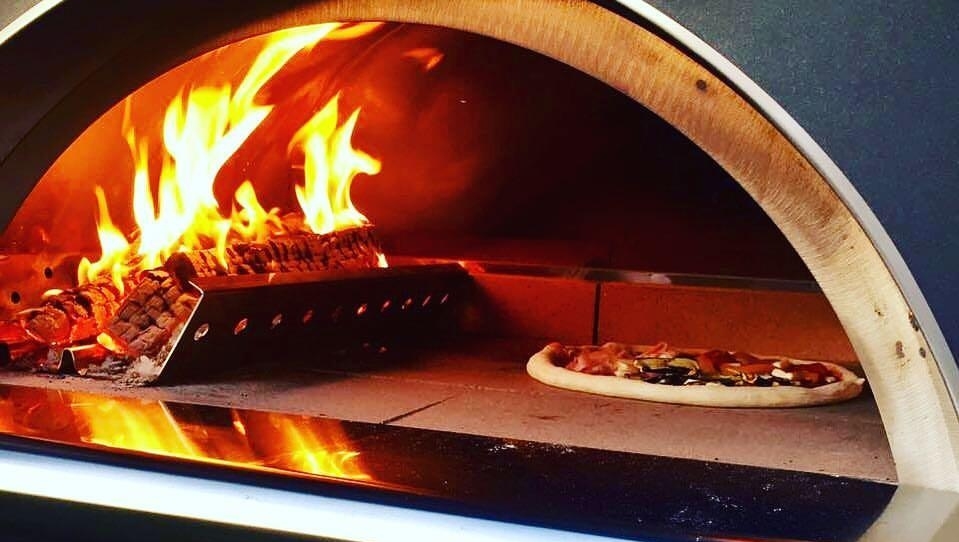 HousewarmingsRS's tweet photo. We're craving a wood-fired pizza whipped up by our Chef Jason! Have you been thinking about turning your space into your own personal pizzeria? We've got Pizza Ovens at 25% off through Dec 24th!

#pizza #pizzaovens #clementi #rossofuoco #localbusiness #lexingtonky https://t.co/ctj0gi7TVs