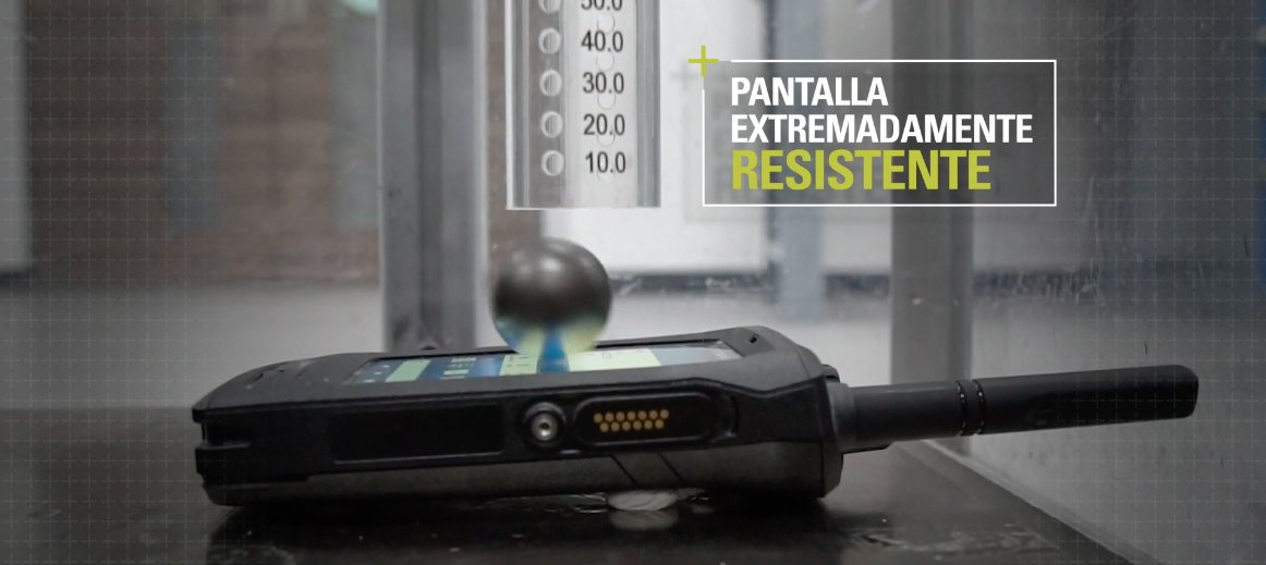 El nuevo #MOTOTRBOION está equipado con una #Pantalla extremadamente #Resistente que puede ser usada con guantes y es visible en entornos con poca iluminación o bajo la luz directa, permitiendo trabajar en condiciones extremas sin afectar tu Operatividad. stwb.co/perzerp