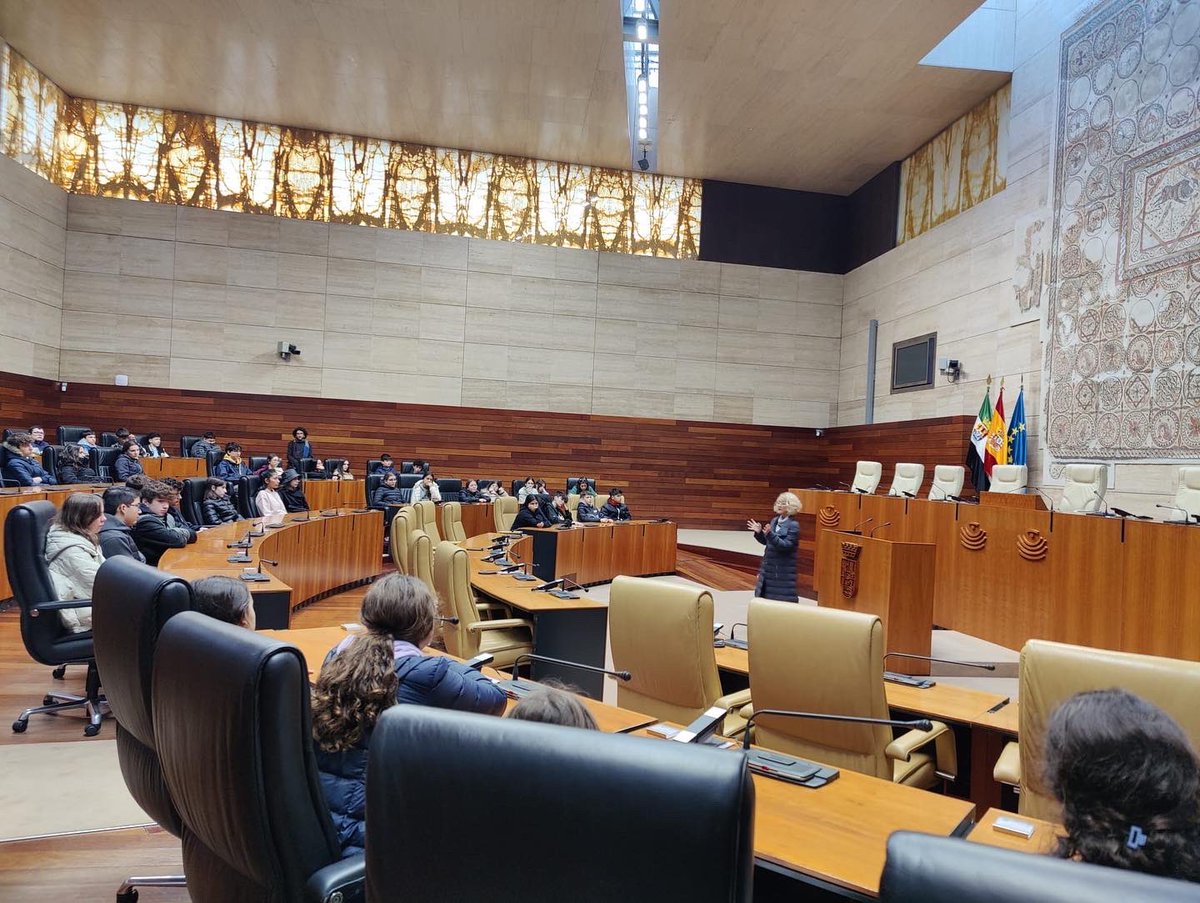 BÁRBARA DE BRAGANZA tweet media