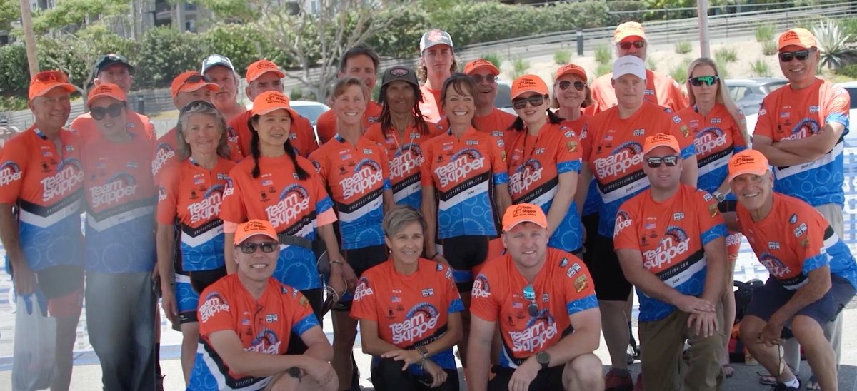 ThirtyOnDoc's tweet photo. Team Skipper photoshoot before the 2022 race! All in "Skipper Orange" of course. 🚴 #RAAM #ThirtyOnDoc #documentary #ultracycling https://t.co/ugIzpqm2FO