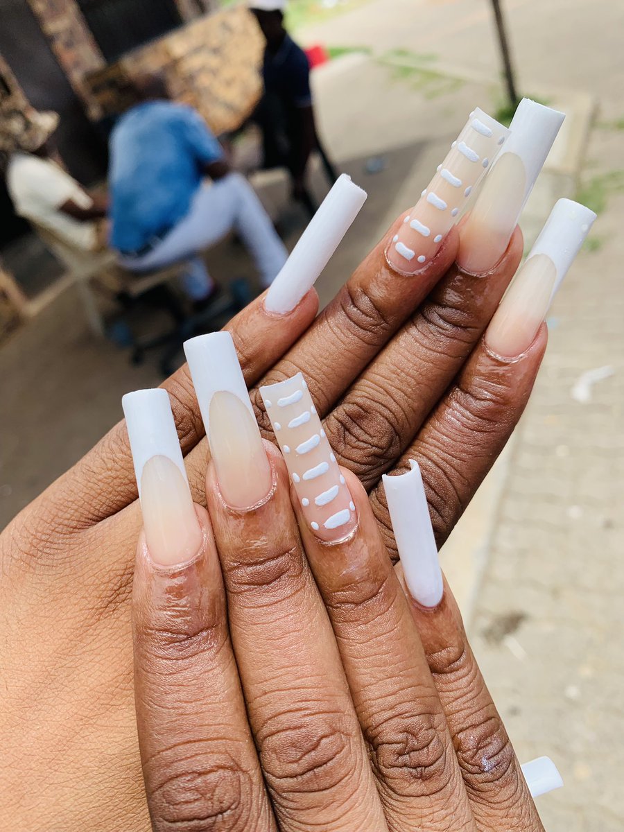 AndileMadisa's tweet photo. PRETORIA CENTRAL📍 
Call/WhatsApp☎️: 078 473 -1040.

#GirlTalkZA #pretoria #Nails https://t.co/fSKOSQ5MbK