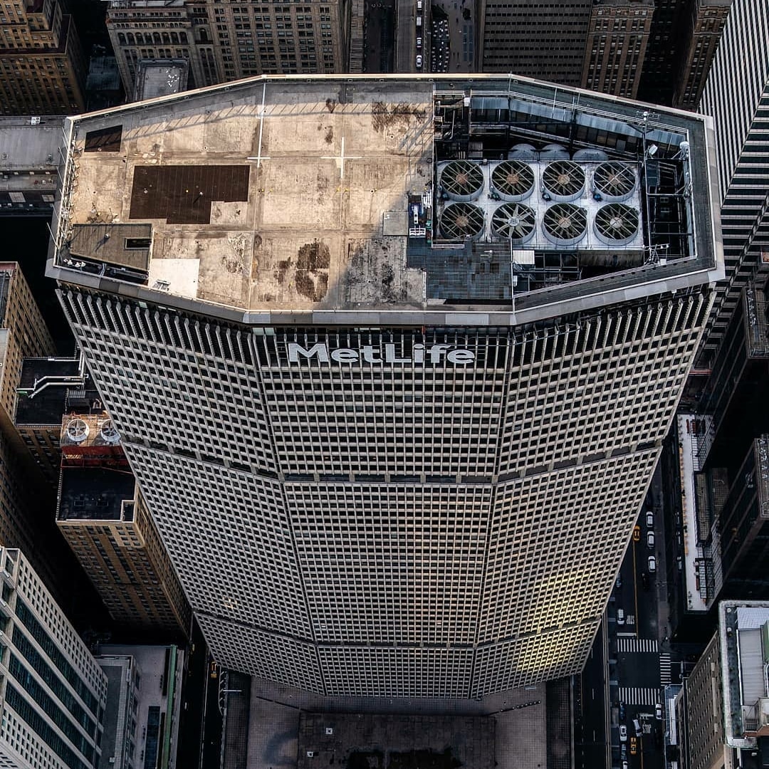 Looking down on the #metlifebuilding