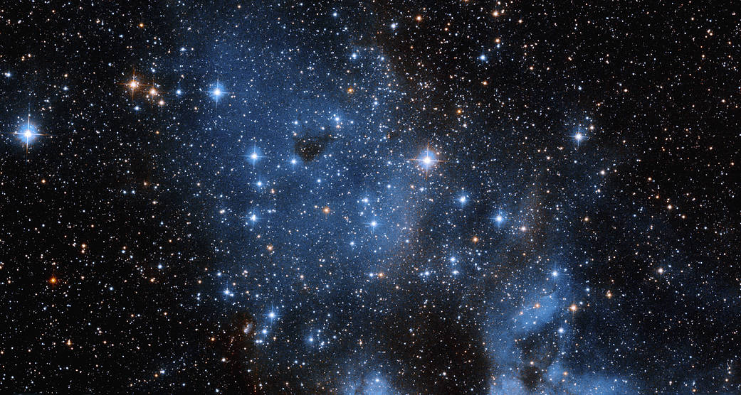 NASA's tweet photo. NASA scientists are at #AGU22 this week, discussing topics ranging from sea level change to exploring oceans on other worlds to the #Artemis I mission.
 
Follow @NASAExhibit for updates and discover when to tune in: https://t.co/vdamkEHlSM https://t.co/yVmbQbuSeU