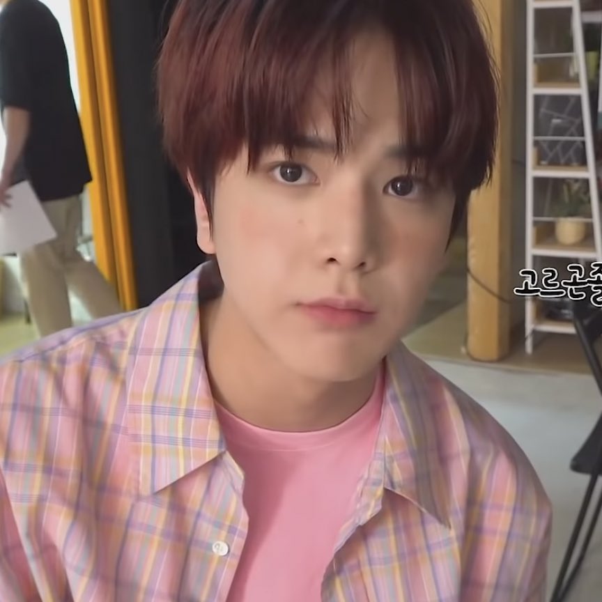 YHOONLOOKS's tweet photo. the cutest https://t.co/zOQECu63yq