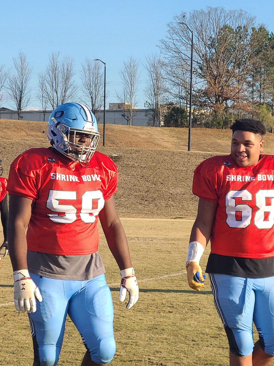 365 Grillin & Seafood (@365grillin) on Twitter photo Dorman Boys representing at Shrine Bowl!! <a href="/MarkeeAnderson/">Markee Anderson</a> <a href="/dj_geth/">DJ Geth</a> <a href="/DormanFootball/">⚔️Dorman Football⚔️</a> #ShrineBowl #OLINEU Dorman Boys representing at Shrine Bowl!! <a href="/MarkeeAnderson/">Markee Anderson</a> <a href="/dj_geth/">DJ Geth</a> <a href="/DormanFootball/">⚔️Dorman Football⚔️</a> #ShrineBowl #OLINEU