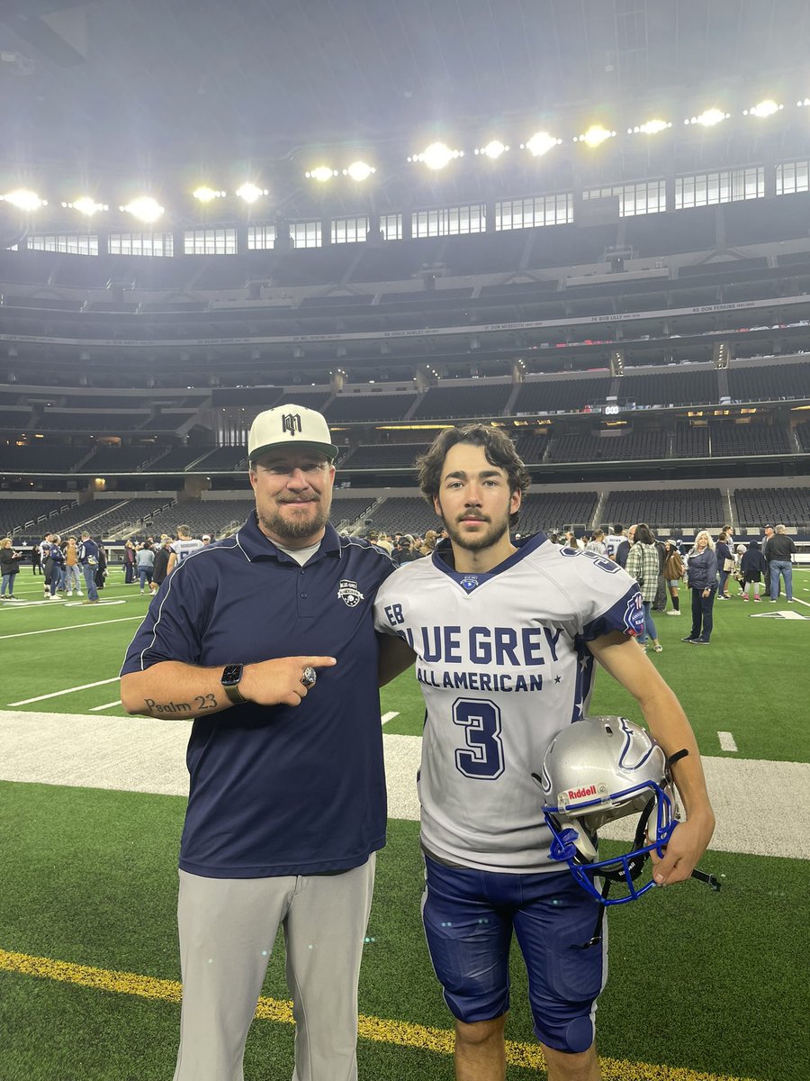 What a time with @coachseanriley thank you for coaching me up this weekend and making it such a smooth operation. Finished with 13 points for a 37-17 W <a href="/BlueGreyFB/">Blue-Grey All-American Bowl</a> <a href="/CoachCowan/">Rydell Cowan</a> <a href="/CoachWalters_/">Mitchell Walters</a> @EHCFootball <a href="/CoachTall/">Bruce Tall</a> <a href="/CoachGiugliano/">Anthony Giugliano</a>
