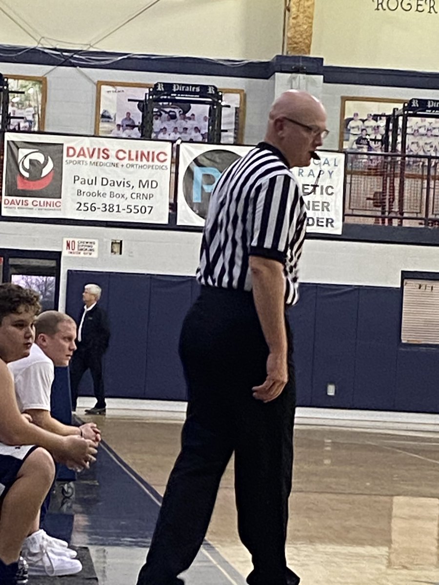 I found Scott van pelt <a href="/espn/">ESPN</a> <a href="/notthefakeSVP/">Scott Van Pelt</a>