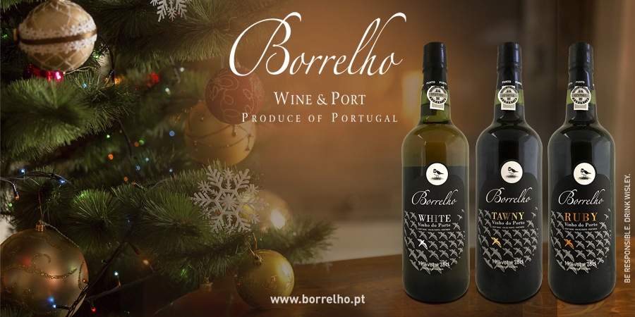 Segundo a tradição portuguesa, na noite de consoada a ceia divide-se, consoante a região do país, entre o bacalhau cozido, o polvo, o cabrito ou o peru recheado. No entanto o vinho do Porto é o denominador comum entre elas, sempre presente e a evocar natais passados!