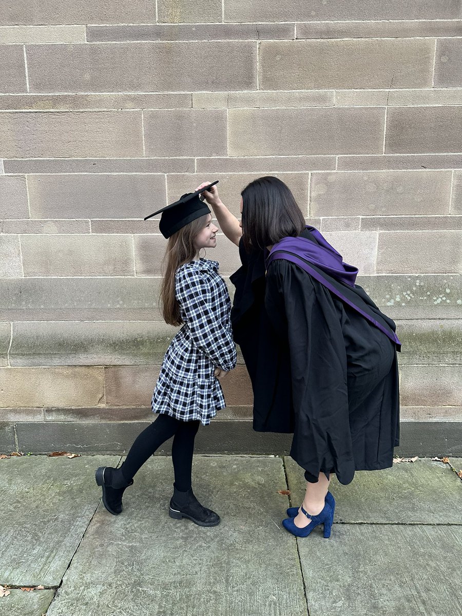 fionahprice's tweet image. Perfect graduation with my little family! 🎓
I am beyond elated &amp;amp; truly blessed to have had my family, friends &amp;amp; colleagues endlessly supporting me along the way! Thank you! ❤️@docRobbo @PCCOTatNUH @OfficialUoM
