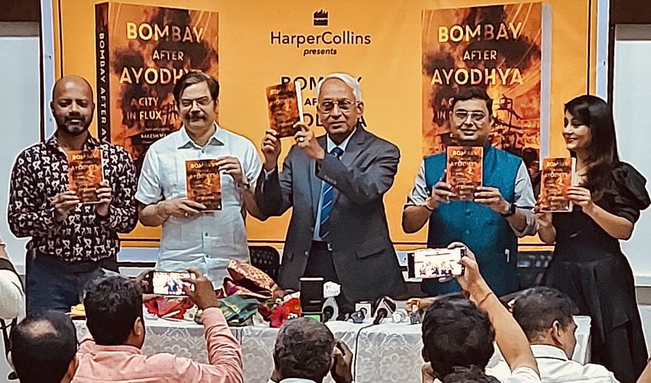 जीतेंद्र दीक्षित / Jitendra Dixit (@jitendradixit) on Twitter photo Thank you Mr.M.N.Singh (former Mumbai Police Commissioner), <a href="/rajivkhandekar/">rajiv khandekar</a> (Editor ABP News & ABP Majha) & Anish Chandy (<a href="/LabyrinthAgency/">Labyrinth Literary Agency</a> ) for speaking your heart out. My book #BombayAfterAyodhya is launched at <a href="/mumbaipressclub/">Mumbai Press Club</a> Get your copy here: amzn.to/3g4N0KJ Thank you Mr.M.N.Singh (former Mumbai Police Commissioner), <a href="/rajivkhandekar/">rajiv khandekar</a> (Editor ABP News & ABP Majha) & Anish Chandy (<a href="/LabyrinthAgency/">Labyrinth Literary Agency</a> ) for speaking your heart out. My book #BombayAfterAyodhya is launched at <a href="/mumbaipressclub/">Mumbai Press Club</a> Get your copy here: amzn.to/3g4N0KJ