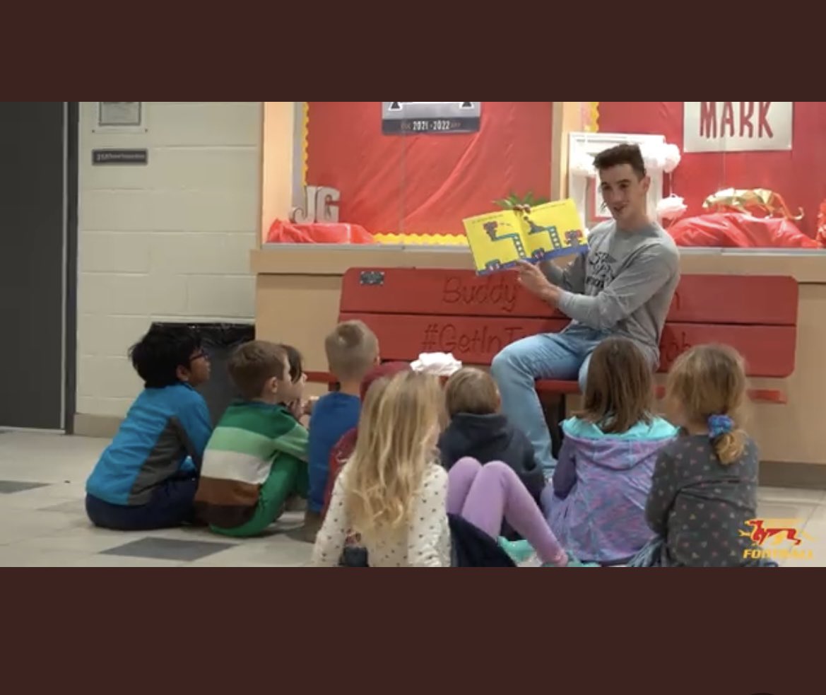 AMIE_TEDESCO's tweet photo. @BoringOldRach @GryphonFB What I Love even more is the young man sitting on the #getintouchforhutch Buddy Bench!! β€οΈπ
@_mamahutchy still making a difference. https://t.co/PqUv2IDZjt