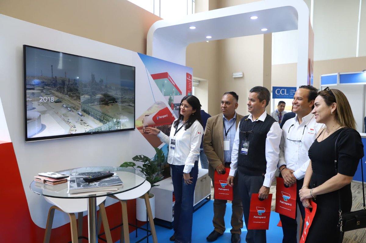 petroperu_sa's tweet photo. Estamos presentes en el V Congreso Nacional de Estaciones de Servicios, organizado por la Asociación de Grifos y Estaciones de Servicios del Perú #AGESP, informando sobre los beneficios de la #NuevaRefíneríaTalara. https://t.co/GEStgq8d8f
