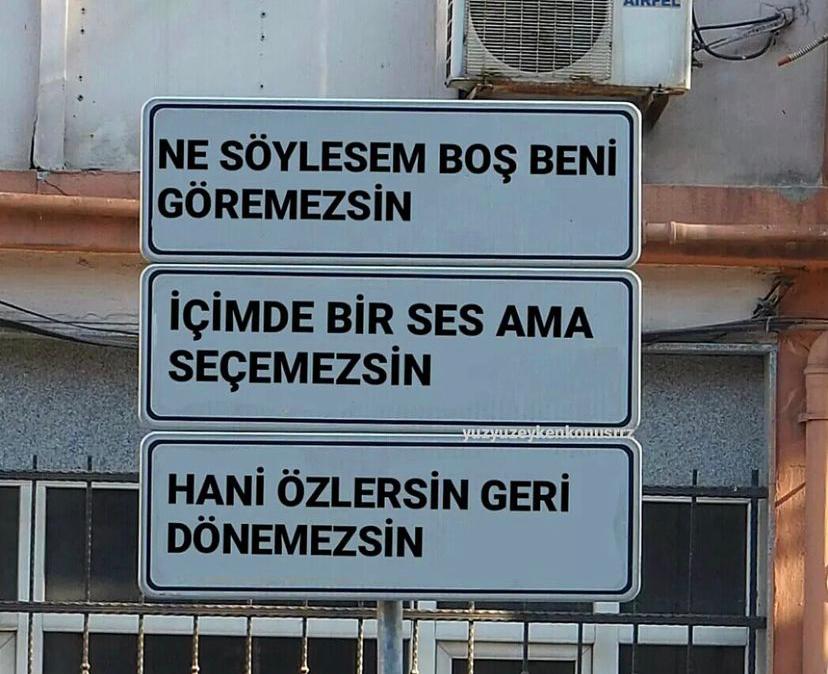 Boş gemiler geçiyor gönlümün kıyısından..