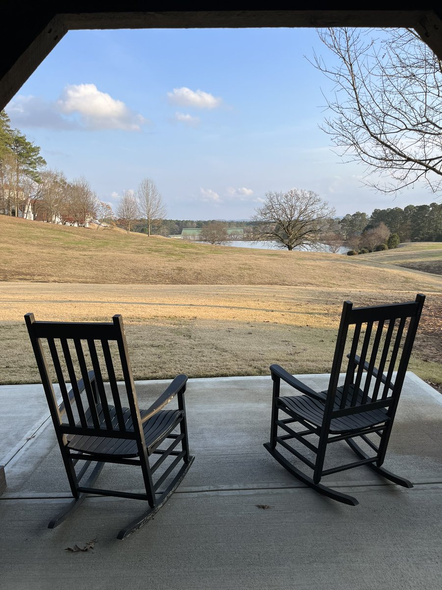 Not a bad work view at all! 🏞️