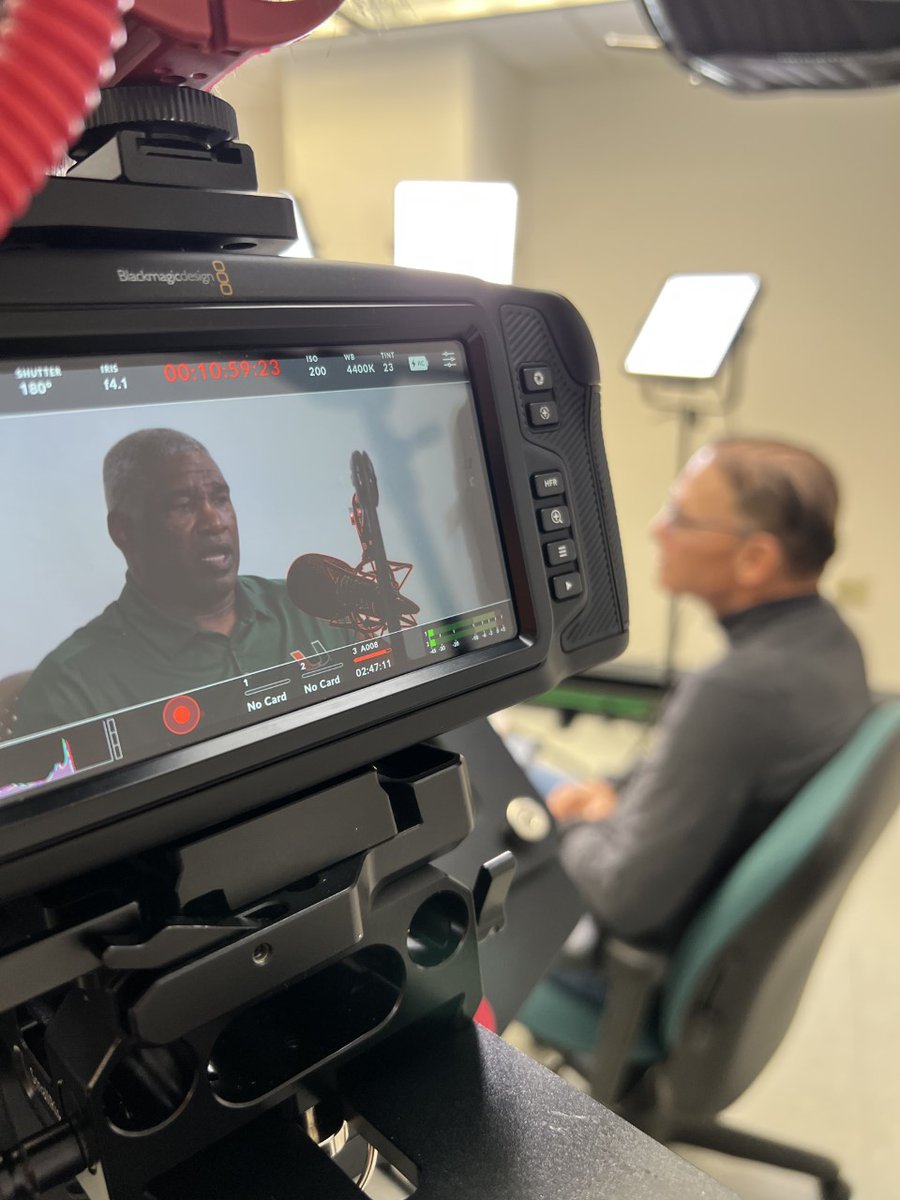 🎧 NEW RELEASE: <a href="/TheLeadershipGP/">The Leadership Gameplan</a> podcast — hosted by lawyer &amp; coach <a href="/CoachTrestman/">Marc Trestman</a> and produced by EASL Director &amp; Assoc. Dean Greg Levy — featuring guest <a href="/alonzohighsmith/">A.Highsmith</a>, general manager of <a href="/CanesFootball/">Miami Hurricanes Football</a>. Listen at law.miami.edu/about/leadersh…