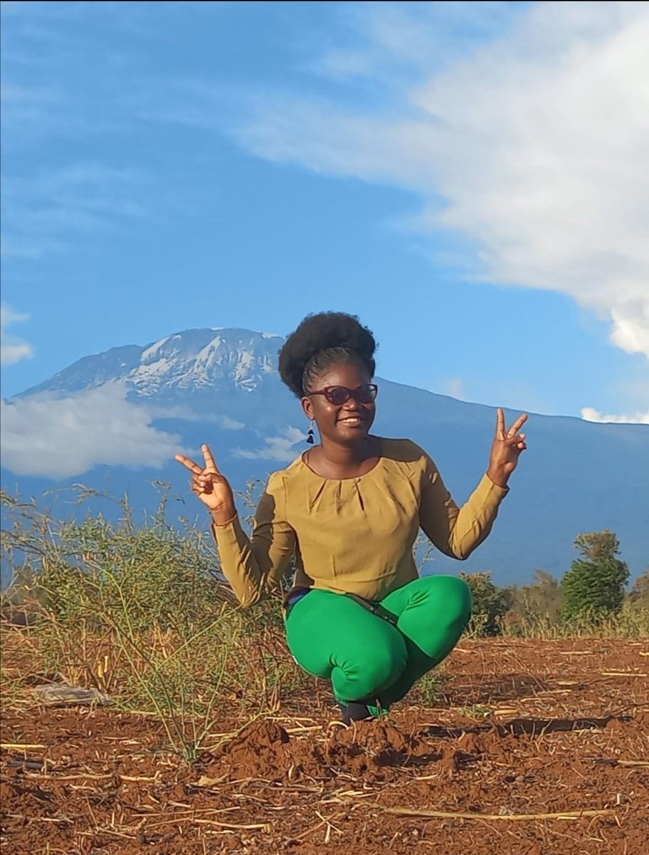 BignonDossou's tweet photo. It wasn't only about working and advocating but also about having fun and discovering Tanzania.
Africa is beautiful, i repeat Africa is beautiful.
We should be proud of that
#Goodweekend
#Kilimandjaro
#Arusha
#Tanzania
#Africa
#YouLead22
#Benin
#MSTCDC
#DanidaFellowship https://t.co/bzkH5zEgTA