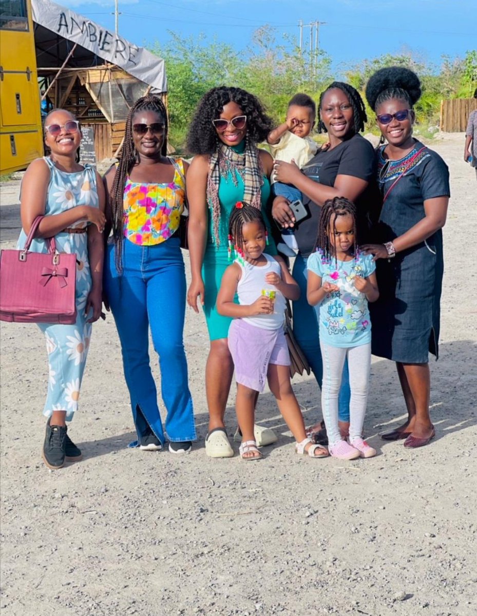 BignonDossou's tweet photo. It wasn't only about working and advocating but also about having fun and discovering Tanzania.
Africa is beautiful, i repeat Africa is beautiful.
We should be proud of that
#Goodweekend
#Kilimandjaro
#Arusha
#Tanzania
#Africa
#YouLead22
#Benin
#MSTCDC
#DanidaFellowship https://t.co/bzkH5zEgTA