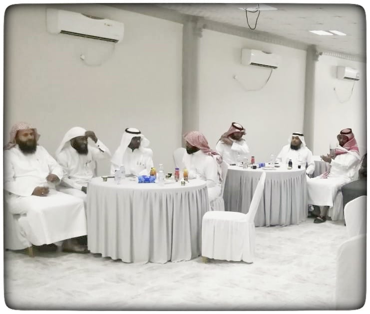tnmia_org's tweet photo. عقدت مساء هذا اليوم الاثنين ١٨ جماد اولى للعام ١٤٤٤  الجمعية العمومية العادية لجمعية التنمية الأهلية بقريعة بمقر الجمعية ،وتم مناقشة البنود الخاصة بجدول الأعمال واعتمدت عددا من القرارات المدرجة في الجدول. https://t.co/wIrCFIlfg8