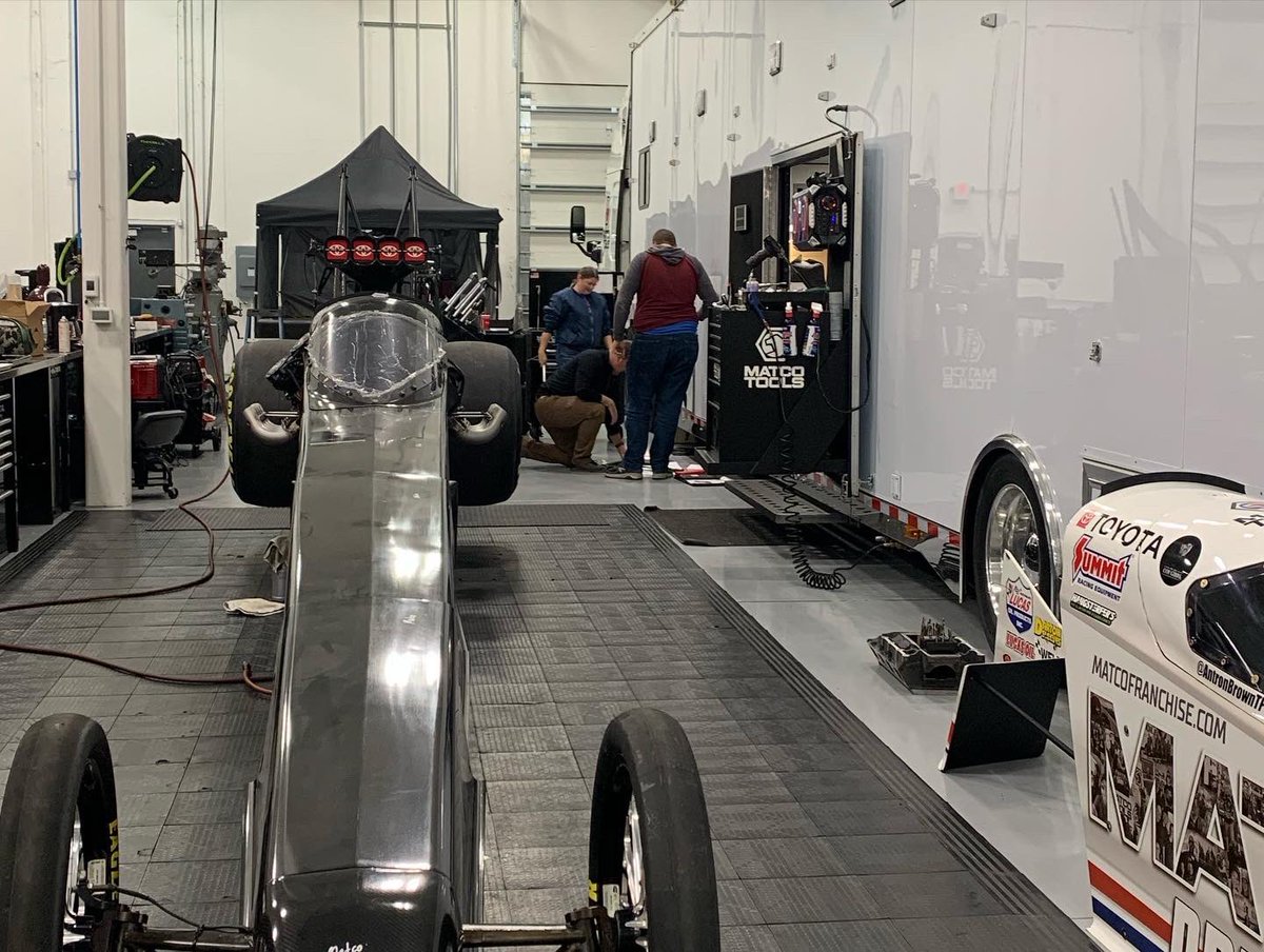 AntronBrown's tweet photo. New looks incoming โผ๏ธ Makeover time ๐๐ฏ
@matcotools / @ToyotaRacing / @SIRIUSXM / @Hangsterfers / @Lucas_Oil / @NHRA https://t.co/QG9wUO4wZp