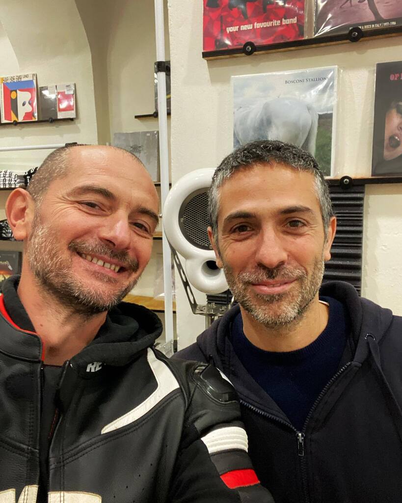 My most sincere congratulations to my (not so much anymore) little brother Fabio @bosconirecords that finally turned his dream into reality! There is a new sick record store in Florence, and the selection is out of this world… curated to the impossible! Go visit him at @logo…