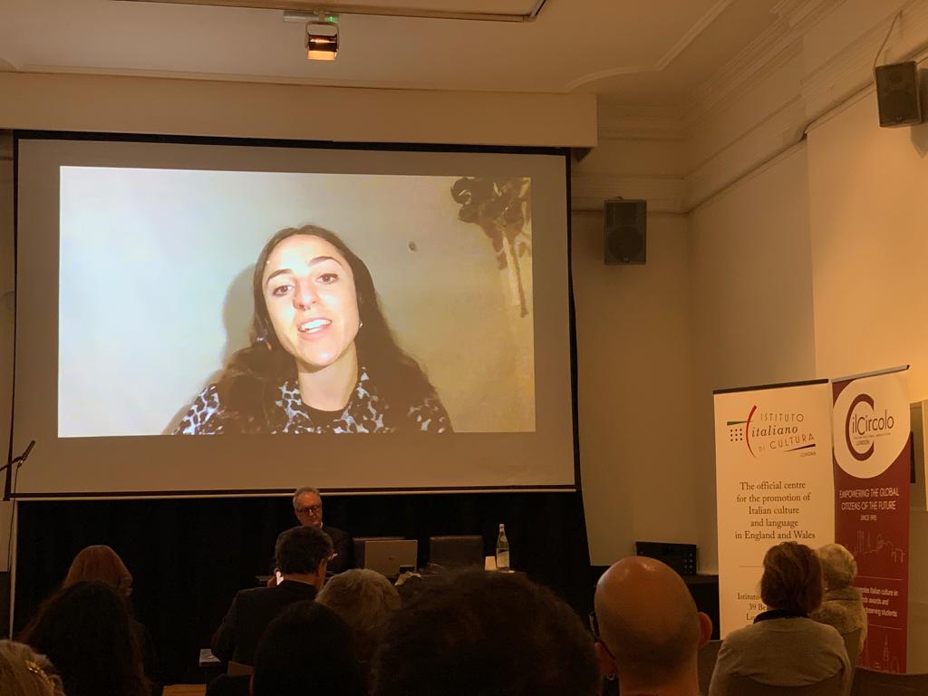 SO honoured to have been awarded the #ItalyMadeMe prize by <a href="/ItalyinUK/">Italy in UK</a> <a href="/aisuk_info/">AISUK Association of Italian Scientists in the UK</a> <a href="/dottoreLondon/">DottoreLondon</a> for my PhD research at <a href="/UoG_TransPharm/">Centre for Translational Pharmacology</a> <a href="/UofGlasgow/">University of Glasgow</a> !!🏆🔬🧠 Gutted I couldn't make it but thanks to my friend Serena to be my proxy and my PhD supervisors <a href="/sophbrad/">Sophie Bradley</a> <a href="/tobinatthelab/">Andrew Tobin</a>!