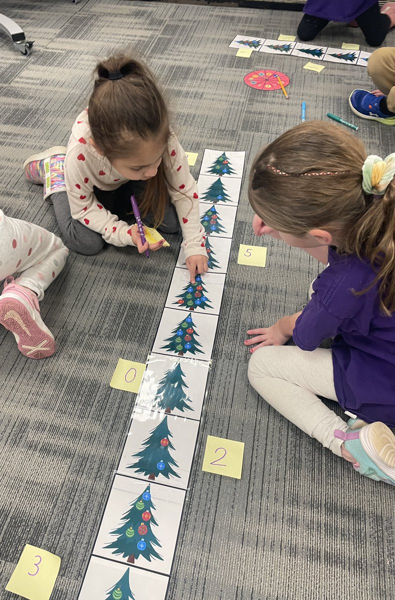 <a href="/J416Amy/">Amy</a>’s kindergartners practiced their coding and counting skills in the Tinker Tank <a href="/BVSelementary/">Boston Valley Elementary School</a>, while using our Bee Bot friends. 🐝 🎄 #kidscoding #hcsdlearns