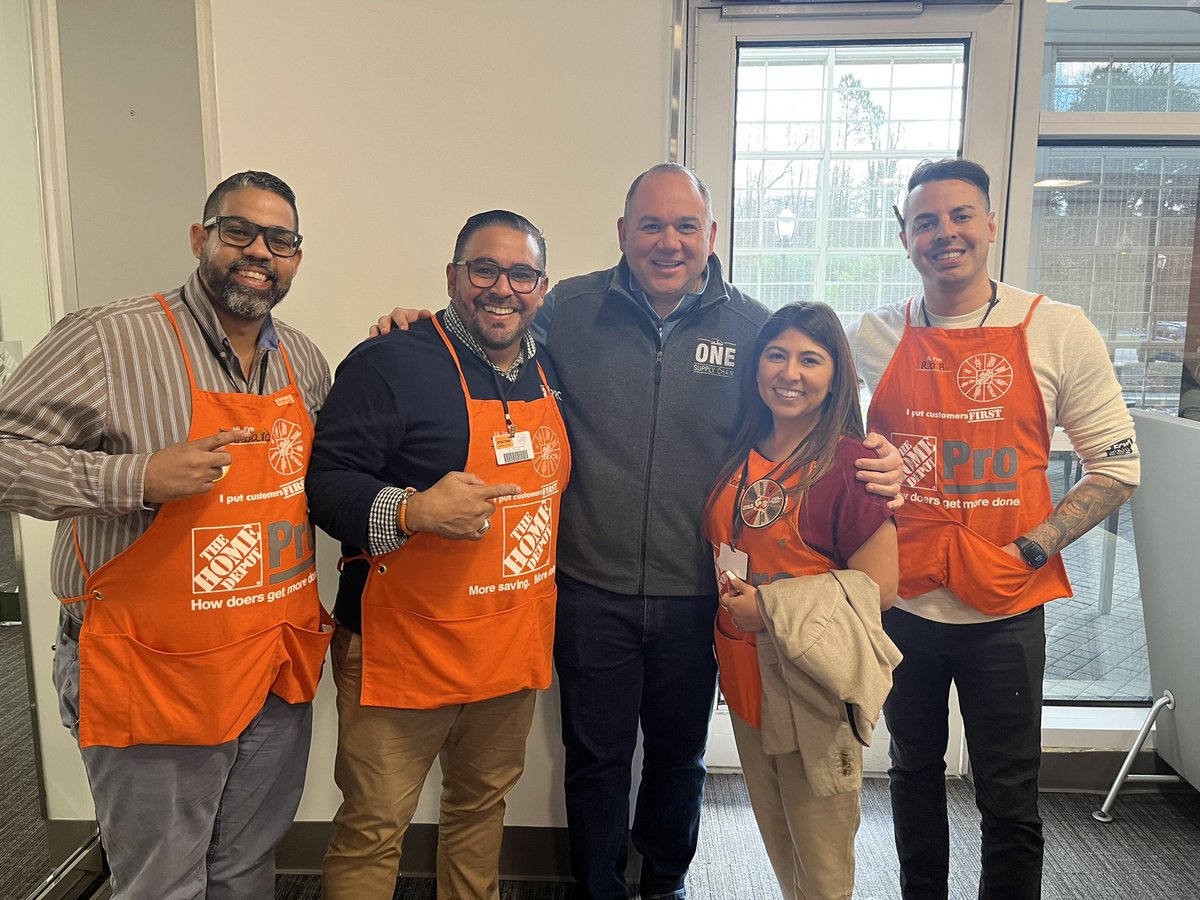 Jorge L Ochoa (@jorgel8a) on Twitter photo South Florida wave IV Par Team with out Leader Hecto Padilla!!! Atlanta GA South Florida wave IV Par Team with out Leader Hecto Padilla!!! Atlanta GA