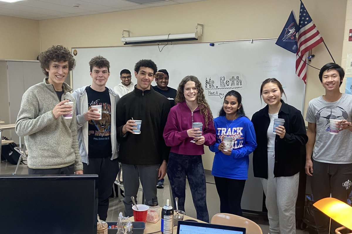 CoachRoth30's tweet photo. Hot cocoa bar is always the move during exam week! Whoโs got it better than us? Nobody ๐pride #apcalcbc @OOHSprincipal https://t.co/WLLV6kO6Uk