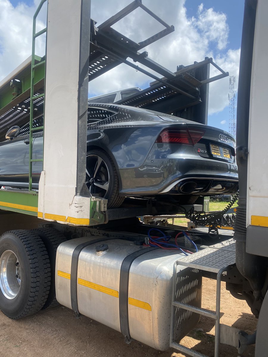 mcmillan_mbedzi's tweet image. #throughbeitbridge