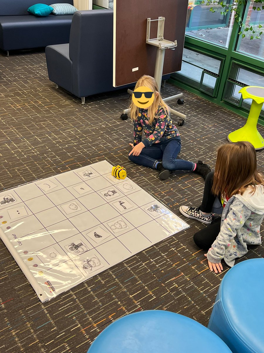 MrsPhillipsLMS's tweet image. Hour of Code stations! @SES_Principal @cynange #vblms