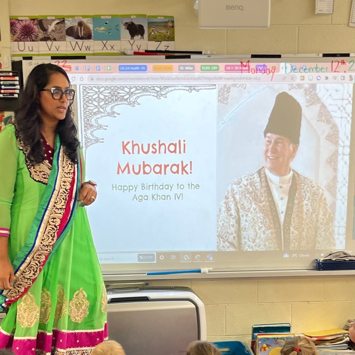 Thank you @AmrinaDawson for teaching us about Khushali Mubarak and including us in your celebration! We will add your celebration to our interactive winter holidays display.
 #celebratingtogether  #learningtogether #inclusive @AndrewHunterES @MrsAMacDonald @SCDSB_Schools @SCDSBey