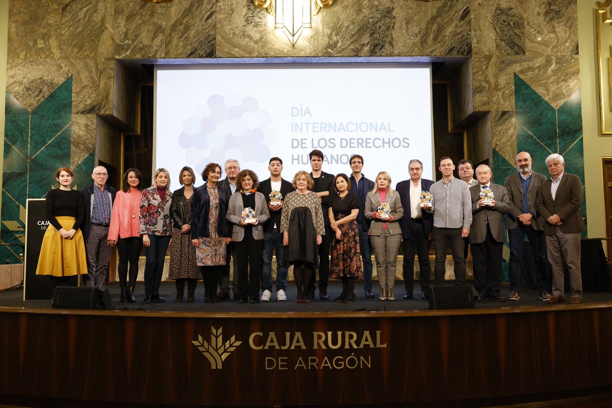 🔝 Grupo Sesé, el IES Pablo Gargallo, ADI, <a href="/CoroCantatutti/">Coro Inclusivo Cantatutti</a> y la Coordinadora de Centros y Servicios para personas sin hogar en Zaragoza han recibido los galardones, en el contexto de la celebración del #Día de los #DerechosHumanos.

👏👏👏 ¡Enhorabuena a todos!
🥰