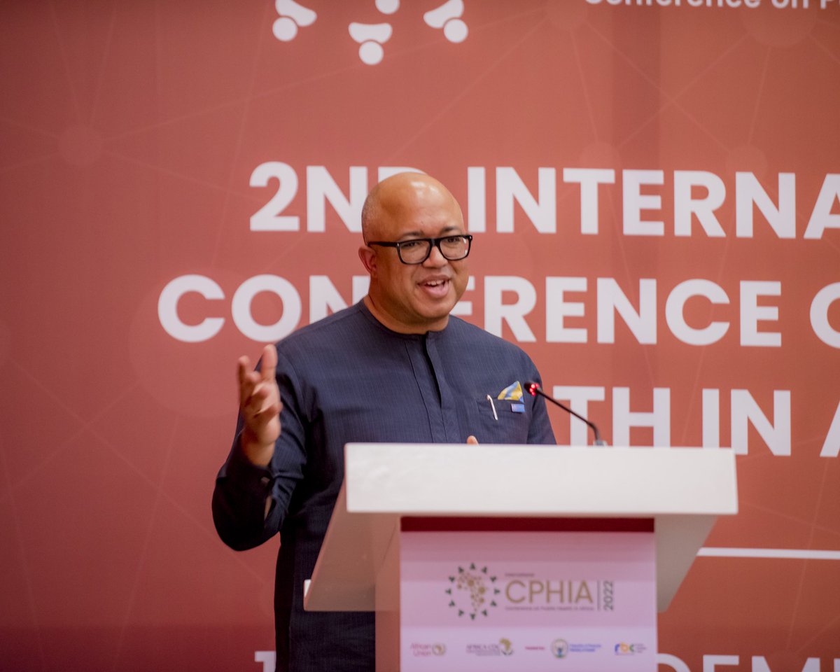 A special evening for me at @CPHIA_AfricaCDC in Kigali, addressing fellows of the Kofi Annan Fellowship in Public Health Leadership.

If we want a brighter future in #Africa, we have to be intentional in developing future African leaders to transform our continent.