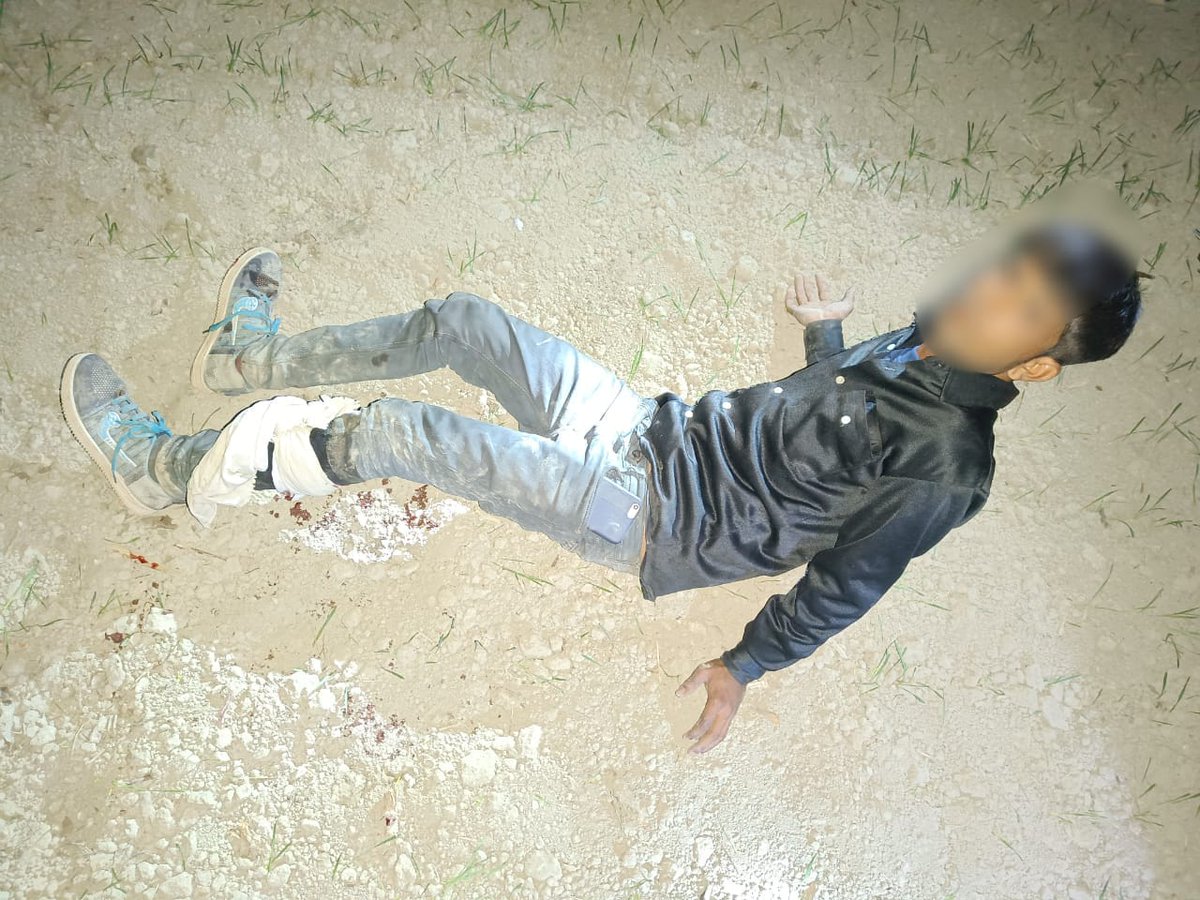 amrohapolice's tweet image. #PS रहरा पुलिस व SOG/सर्विलांस टीम अमरोहा द्वारा बाद पुलिस मुठभेड नाबालिग बच्ची का अपहरण करने वाला शातिर खानाबदोश अपराधी/50,000/-रुपयें इनामी गोली लगने से घायल/गिरफ्तार,07 वर्षीय नाबालिग अपहर्ता सकुशल बरामद,अवैध असलहा,एक संदिग्ध मो0सा0 बरामद

#UPPolice 
#CrackdownUPP
#GoodWorkUPP