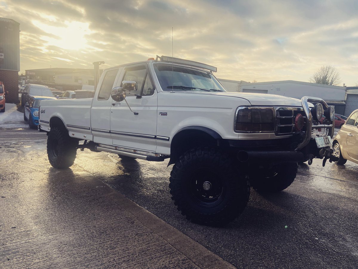 Leylandvalet's tweet image. Beast in for our Foam Seal 💪✨🚗

#americantruck #puckup #foamseal