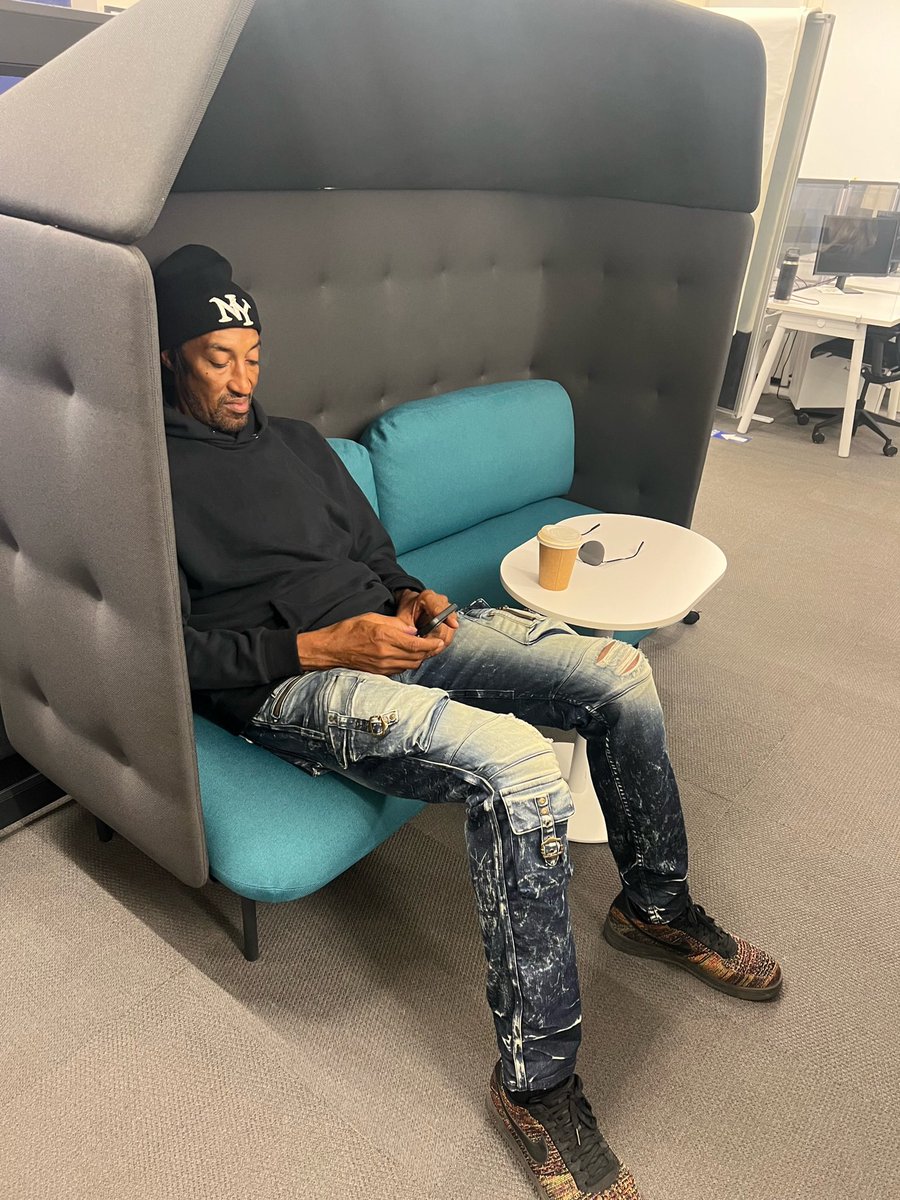 Scottie Pippen tweet media