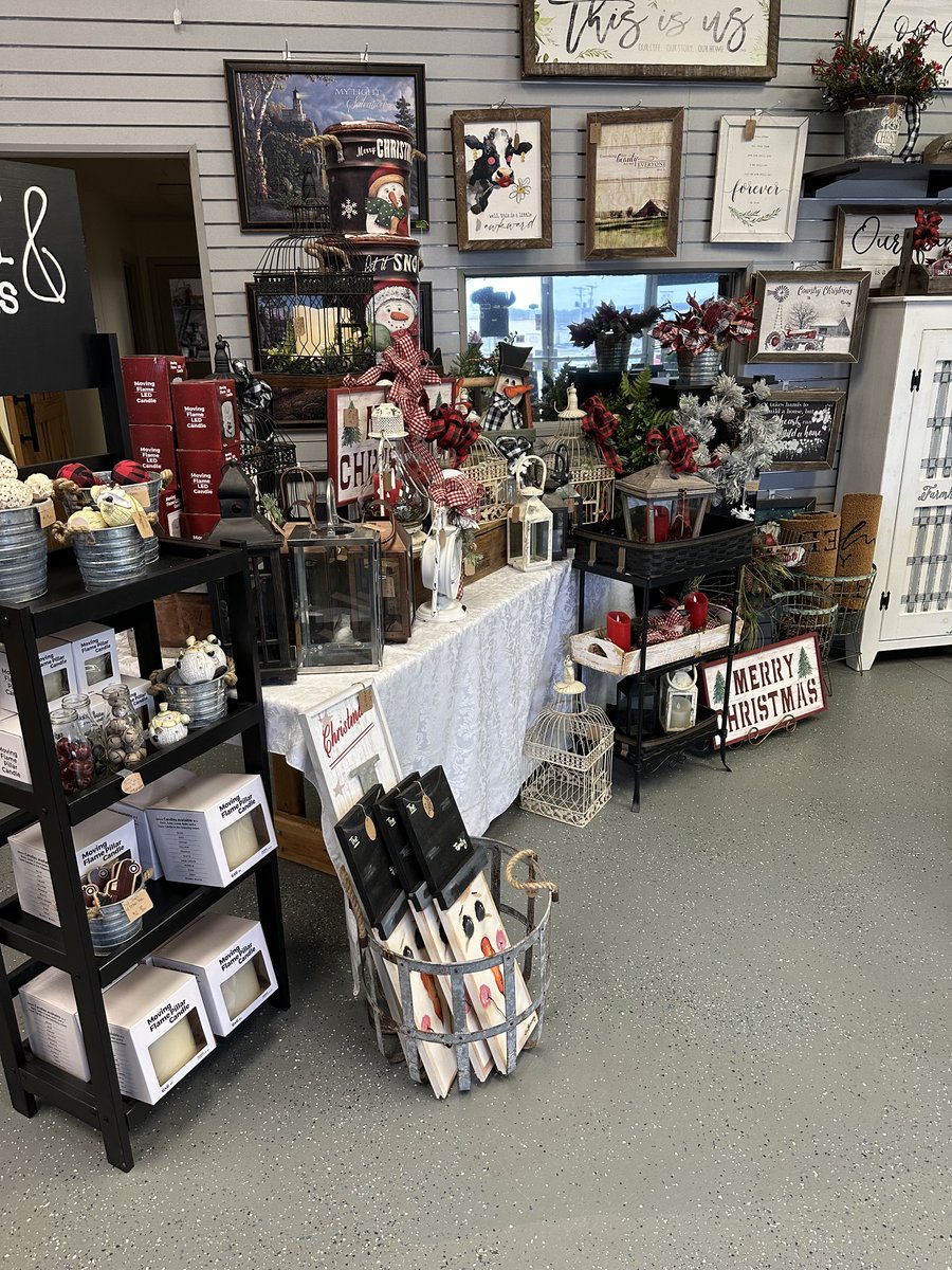 InfinitelyOutdo's tweet image. Up to 25% OFF all Christmas and up to 25 % off all regular mechandise!