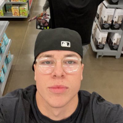 ahaitsbayden's tweet photo. #NewProfilePic https://t.co/YtvB8moiU8