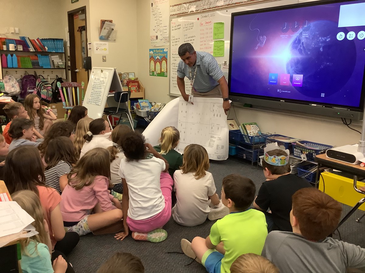 FirstAtBat's tweet photo. Thank you
@davidassumpcao
for sharing with our students about the connection between engineering and construction before they begin their #GingerbreadSTEM22 project. Great info! #celebrateLPS
@CitrusSchools https://t.co/jmfX5LF2y0