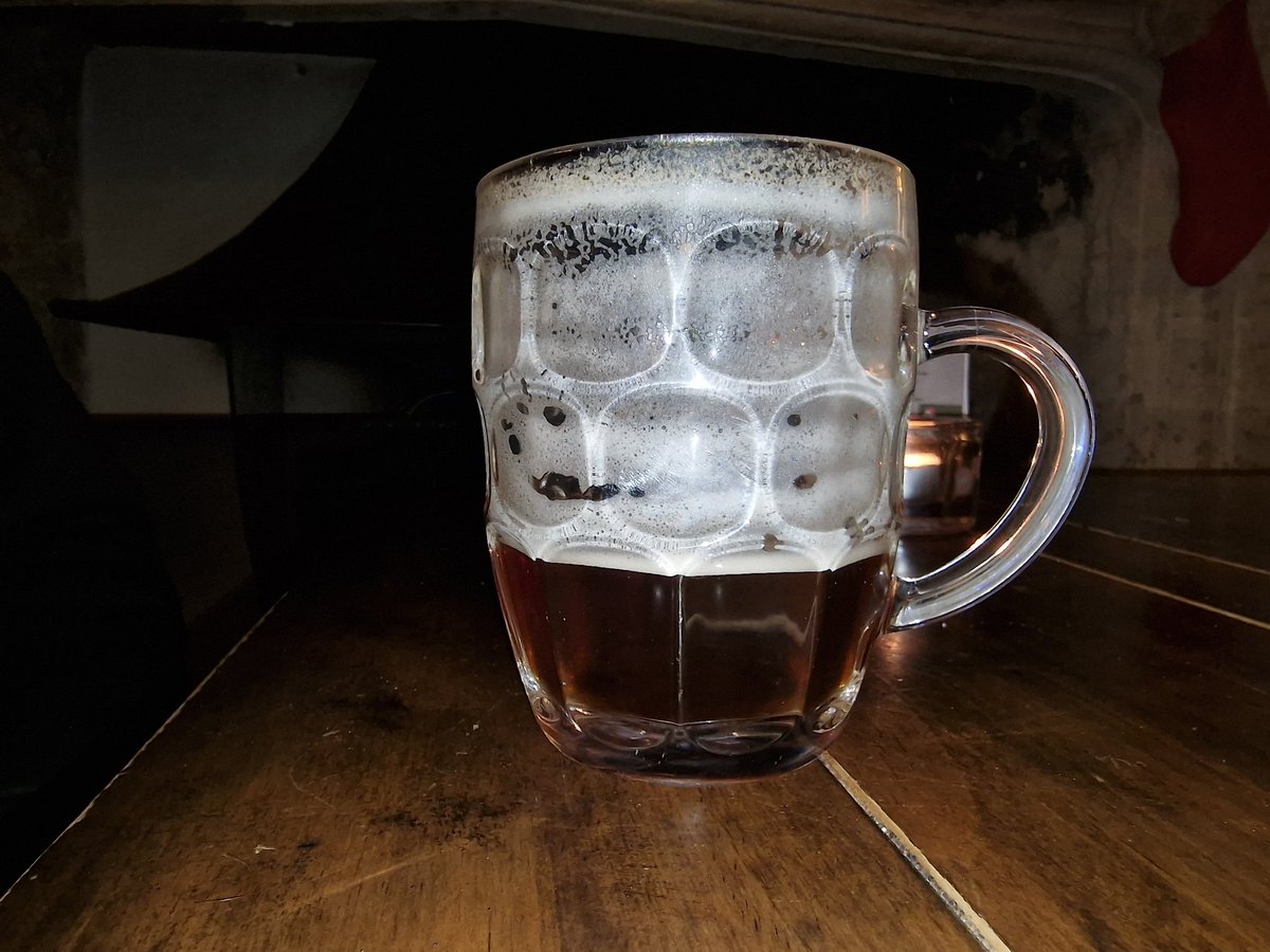 Jamestenby's tweet image. Superb pint of @ButcombeBrewery at @PackhorseBath ( if I do say so myself) Lacing for days!!

#realale #bathpubs