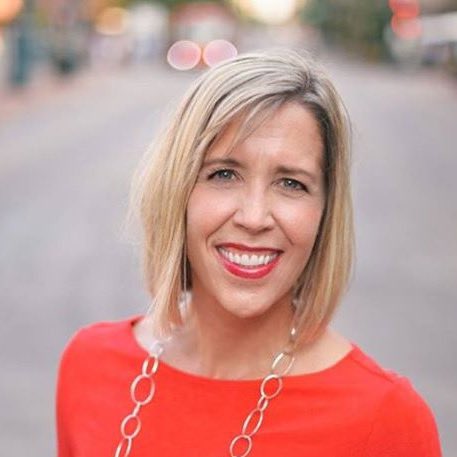 Andrea Vahl, a Social Media Speaker and
Consultant, is bringing passion to #MSMS2023 to help businesses understand and leverage the power of social media to actually grow their business.

Who's ready to put their thinking caps on?! 👏🏼📲