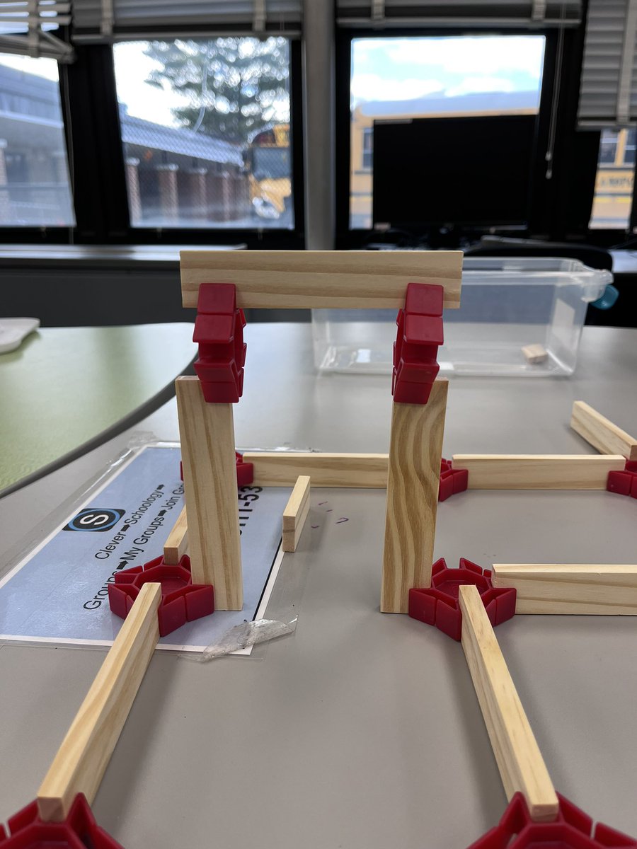 Evangeline King (she/her) tweet media