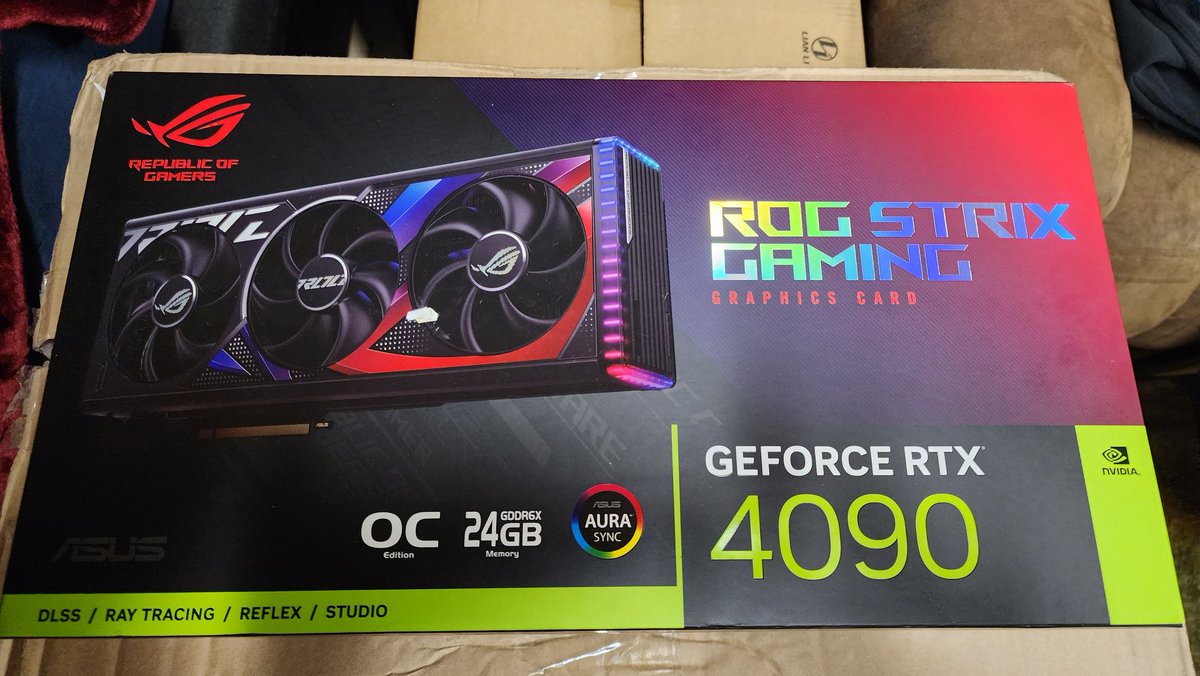 Divineclown's tweet photo. Started my new build last night with @ArmedMob and @xdarkxdragonx final part came in today!!!! So hyped for this build!! Comments will have full build. https://t.co/wu0D7Cn3vF