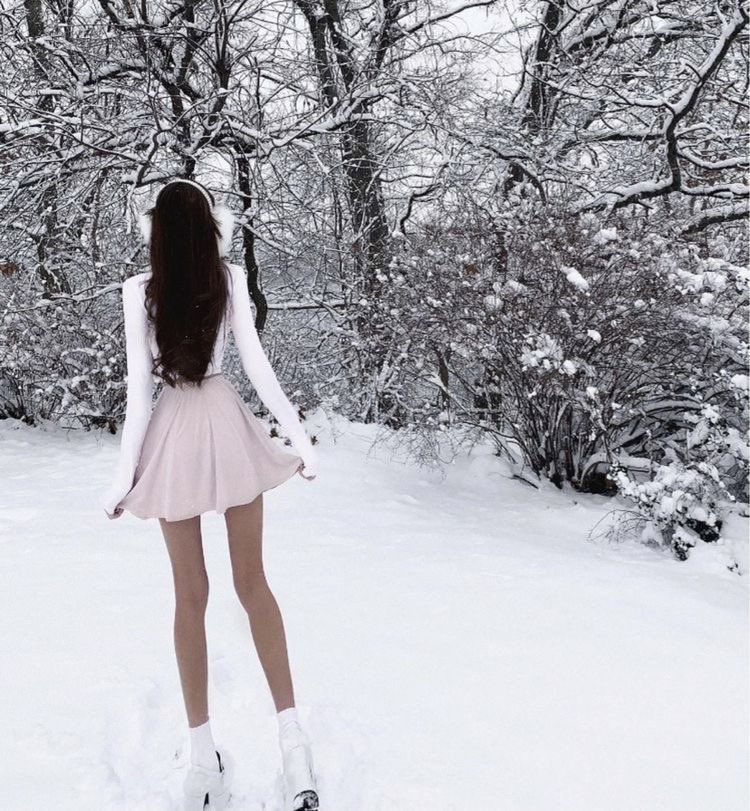 ribsok's tweet photo. ❅ ˋ₊˚ tiktok thinspo that make me want to starve  ‧₊°  ❅
                    
                ❆ 🧵🪡 ❆

 ❅ edtwt grosspo fatspo thin ricecaketwt bonespo thinpso ❅ https://t.co/Vhbd5BhN83