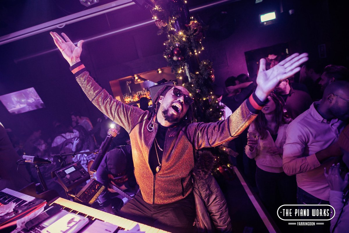 The Piano Works Farringdon (@thepianoworksfa) on Twitter photo Immaculate. Vibes. π π€ πΉ
#christmas #christmasvibes #thepianoworks #farringdon  #livemusic #livemusicvenue Immaculate. Vibes. π π€ πΉ
#christmas #christmasvibes #thepianoworks #farringdon  #livemusic #livemusicvenue